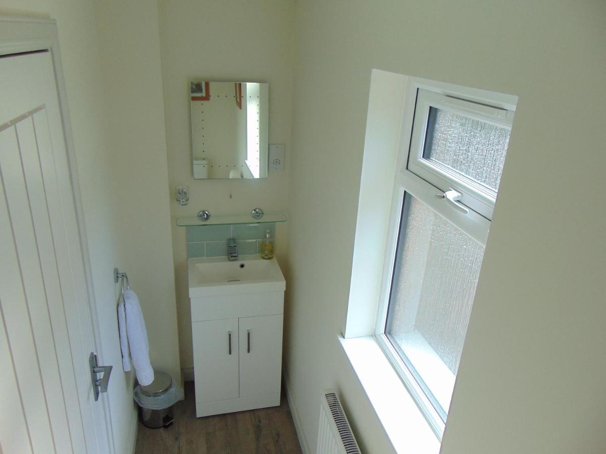 גלאזגו Dreamwood Cottage, Loch Lomond, Luxury Apartment. מראה חיצוני תמונה